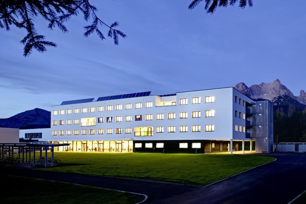 Alm 34 Mit 24 Stunden Self Check In Motel Saalfelden Exterior photo