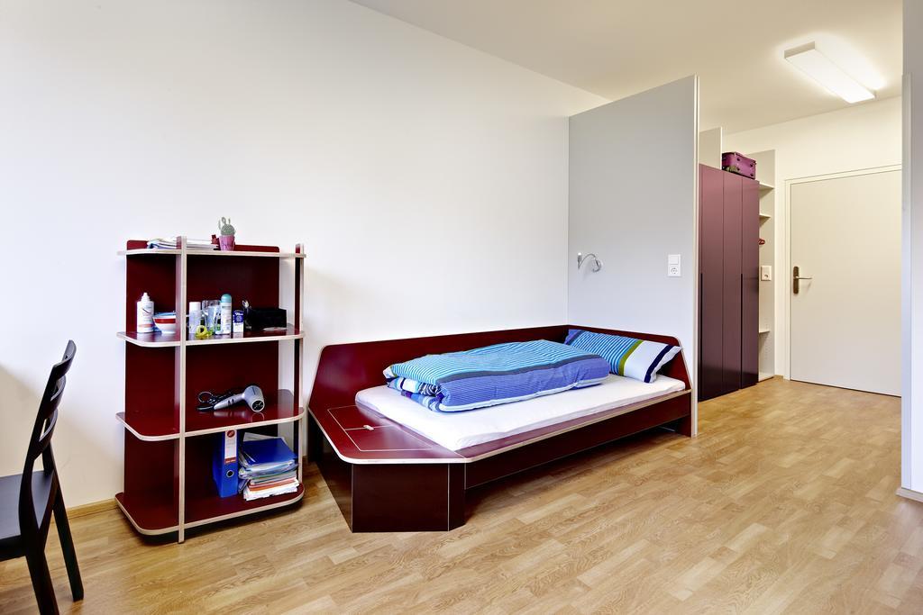 Alm 34 Mit 24 Stunden Self Check In Motel Saalfelden Room photo