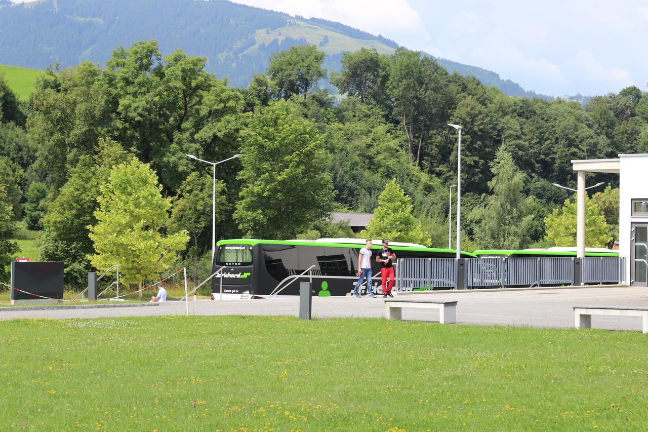 Alm 34 Mit 24 Stunden Self Check In Motel Saalfelden Exterior photo